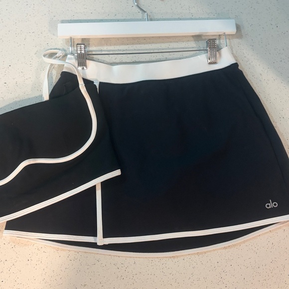 Alo Airbrush Streamlined Skirt + Bra Tank Set - Picture 7 of 12